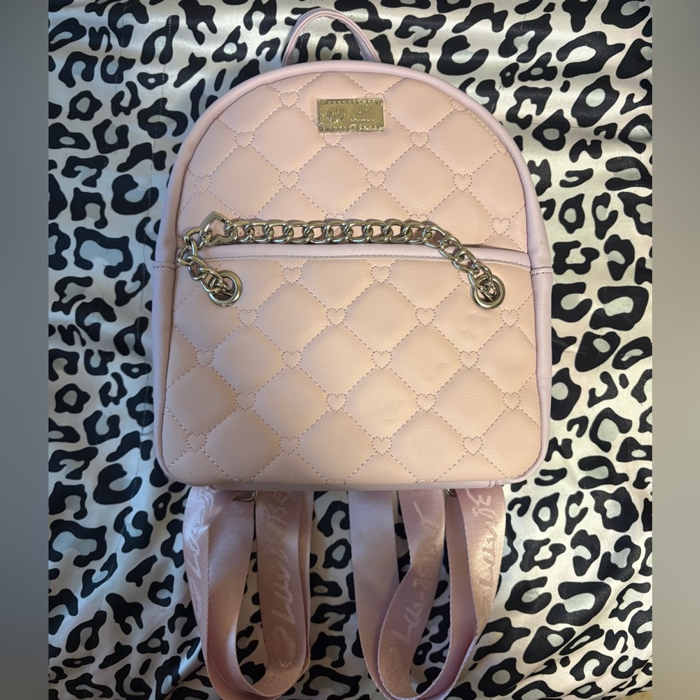 Betsey Johnson Rose pink leather heart bag